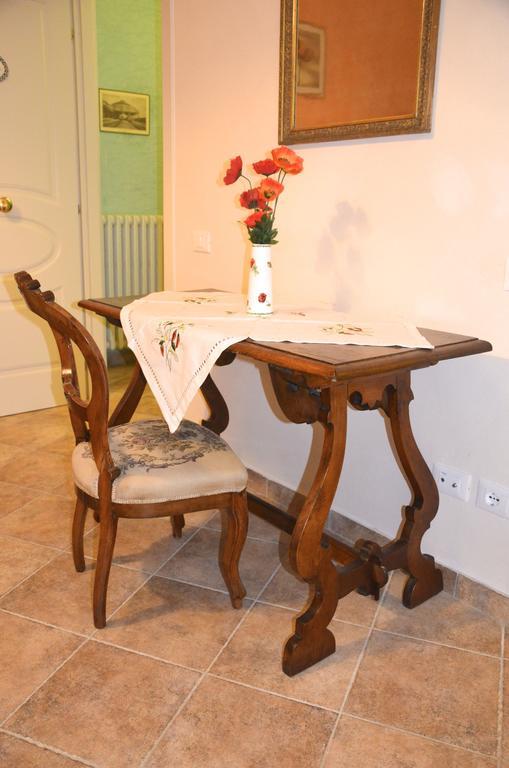 Locanda Dei Fiori Pistoia Cameră foto