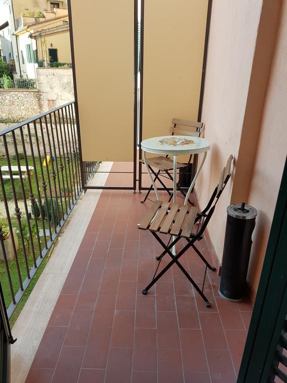 Locanda Dei Fiori Pistoia Exterior foto